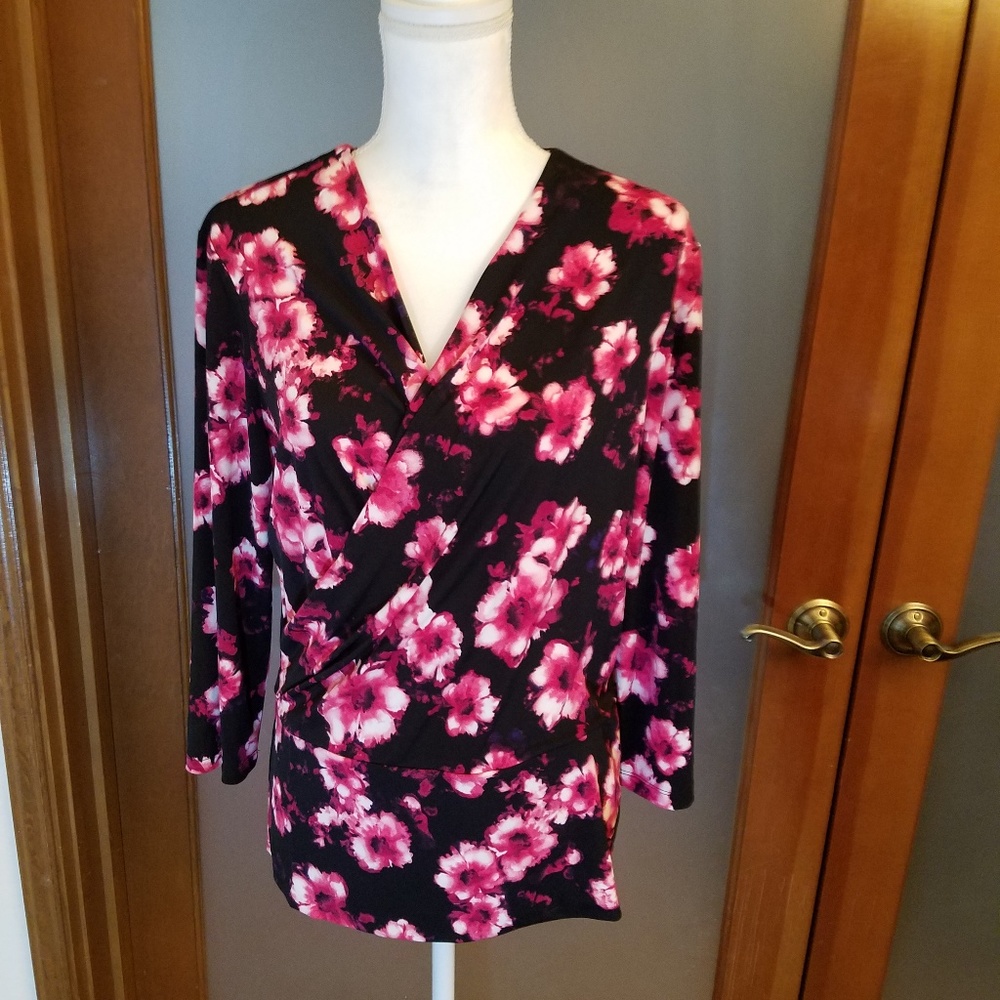 Beautiful and flattering top